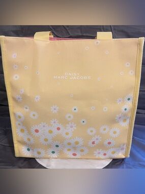 NWOT Marc Jacobs Yellow Daisy Canvas Tote with Pink Center